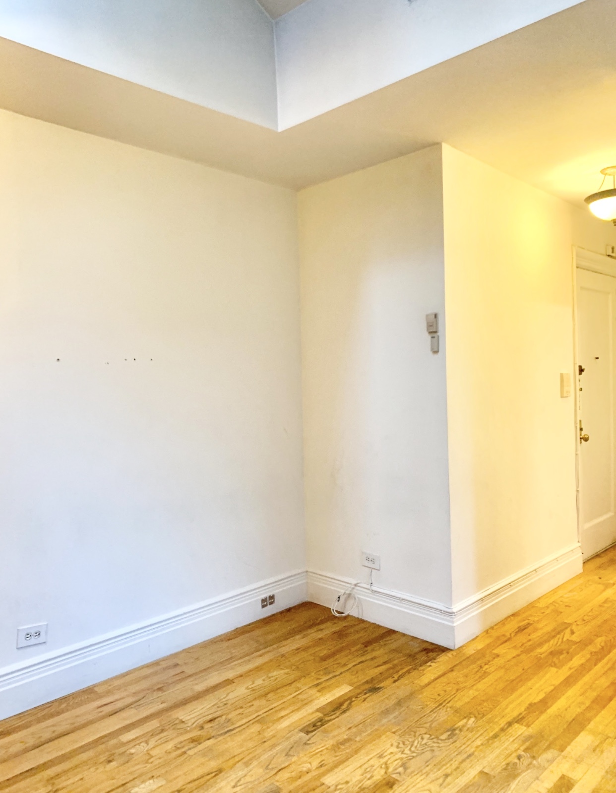 245 West 51st Street, Unit 1001 Manhattan, NY 10019 - Photo 7 of 17