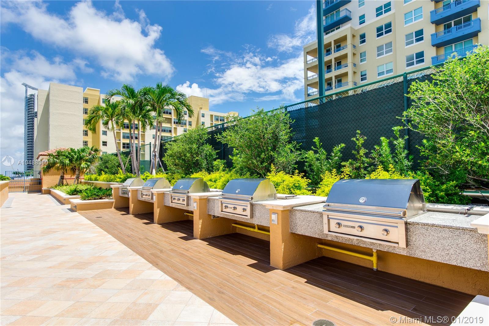 90 Alton Road, Unit 2001 Miami Beach, FL 33139 - Photo 4 of 4