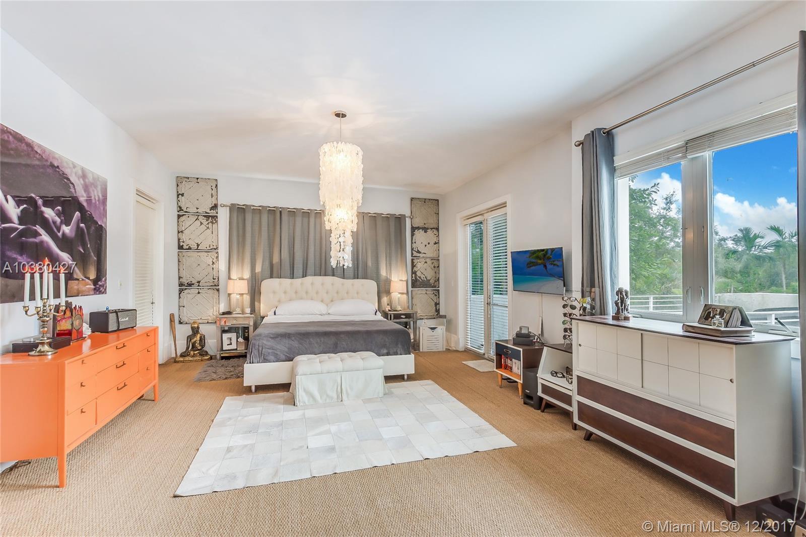 696 Northeast 68th Street Miami, FL 33138 - Photo 13 of 22