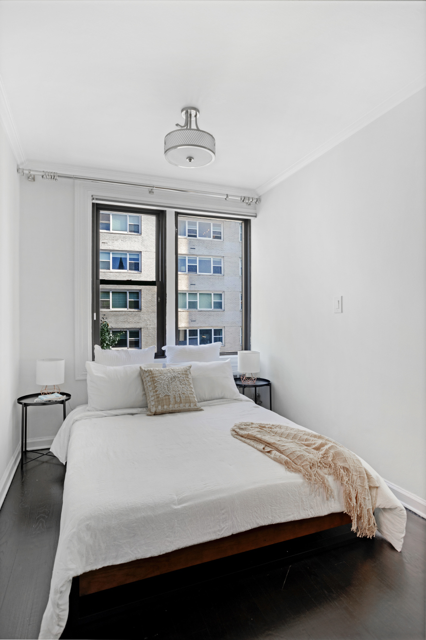 100 West 12th Street, Unit 5F Manhattan, NY 10011 - Photo 5 of 7