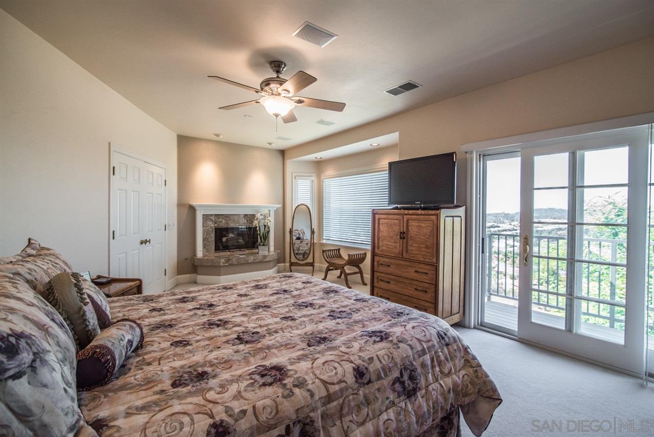9569 Palomino Ridge Drive Lakeside, CA 92040 - Photo 19 of 25
