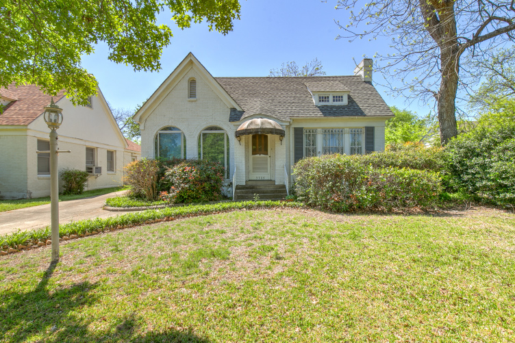 3705 North Westcliff Road Arlington, TX 76019 - Photo 3 of 36