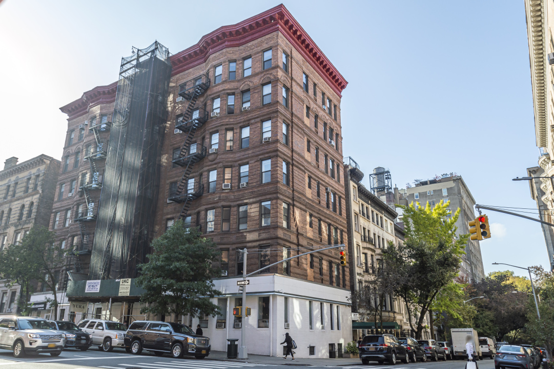 30 E 95th St, Manhattan, NY 10128 - Photo 2 of 2