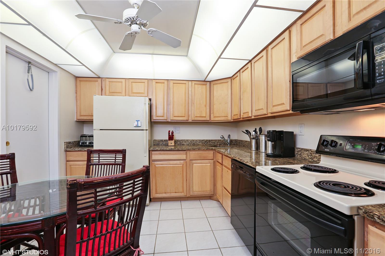 210 Seaview Drive, Unit 403 Key Biscayne, FL 33149 - Photo 4 of 13