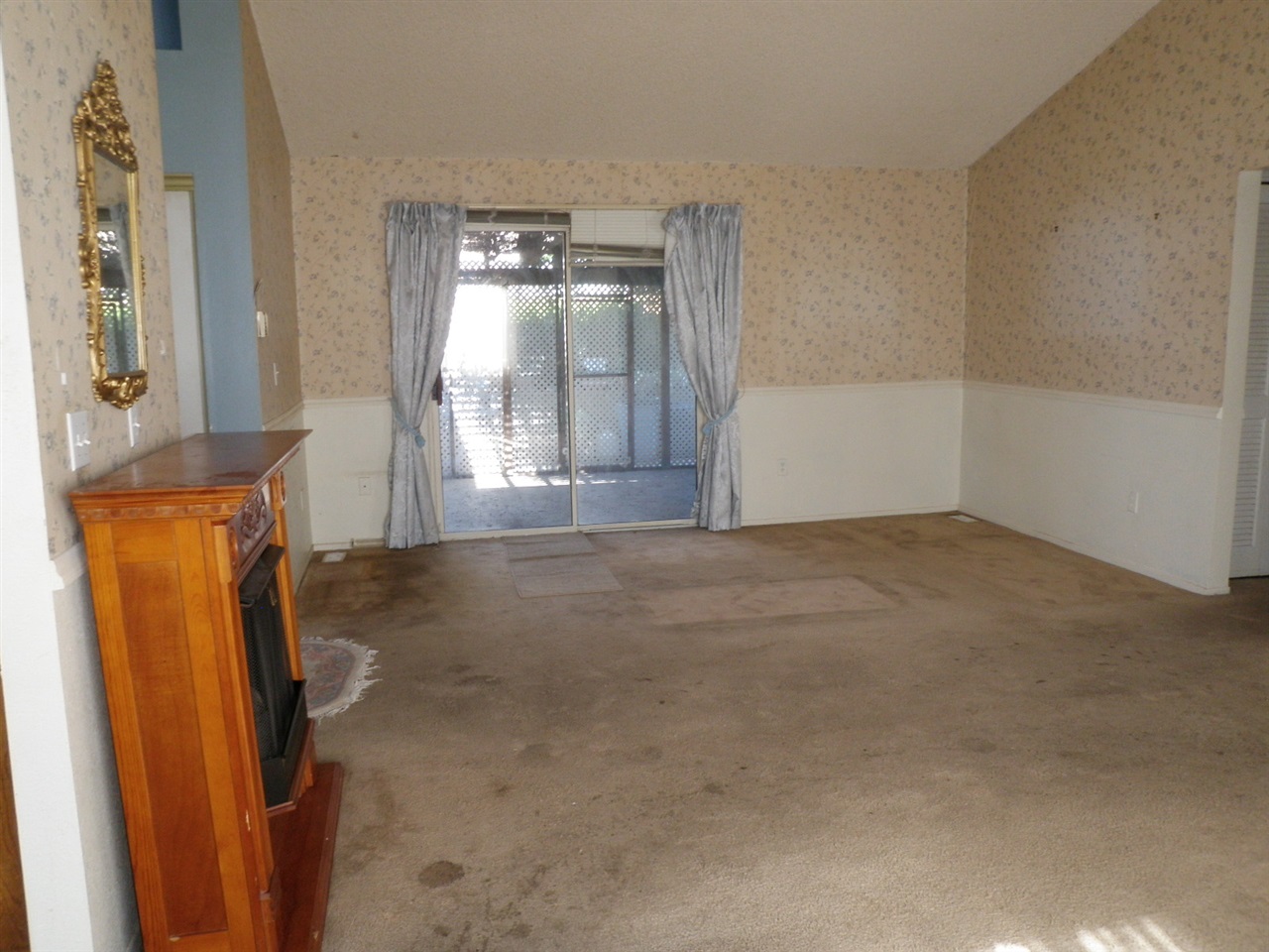 15935 Spring Oaks, Unit 98 El Cajon, CA 92021 - Photo 6 of 12