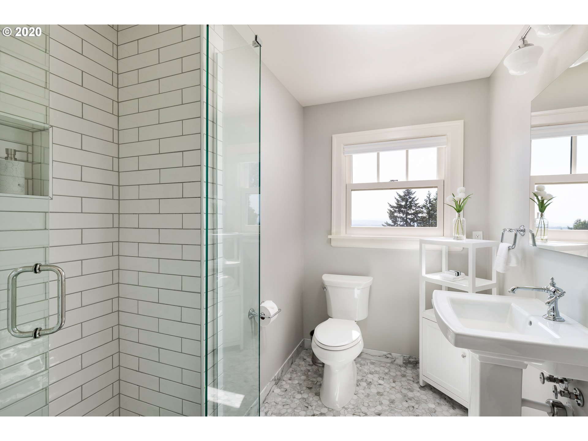 3640 Southwest Dosch Road Portland, OR 97239 - Photo 20 of 32