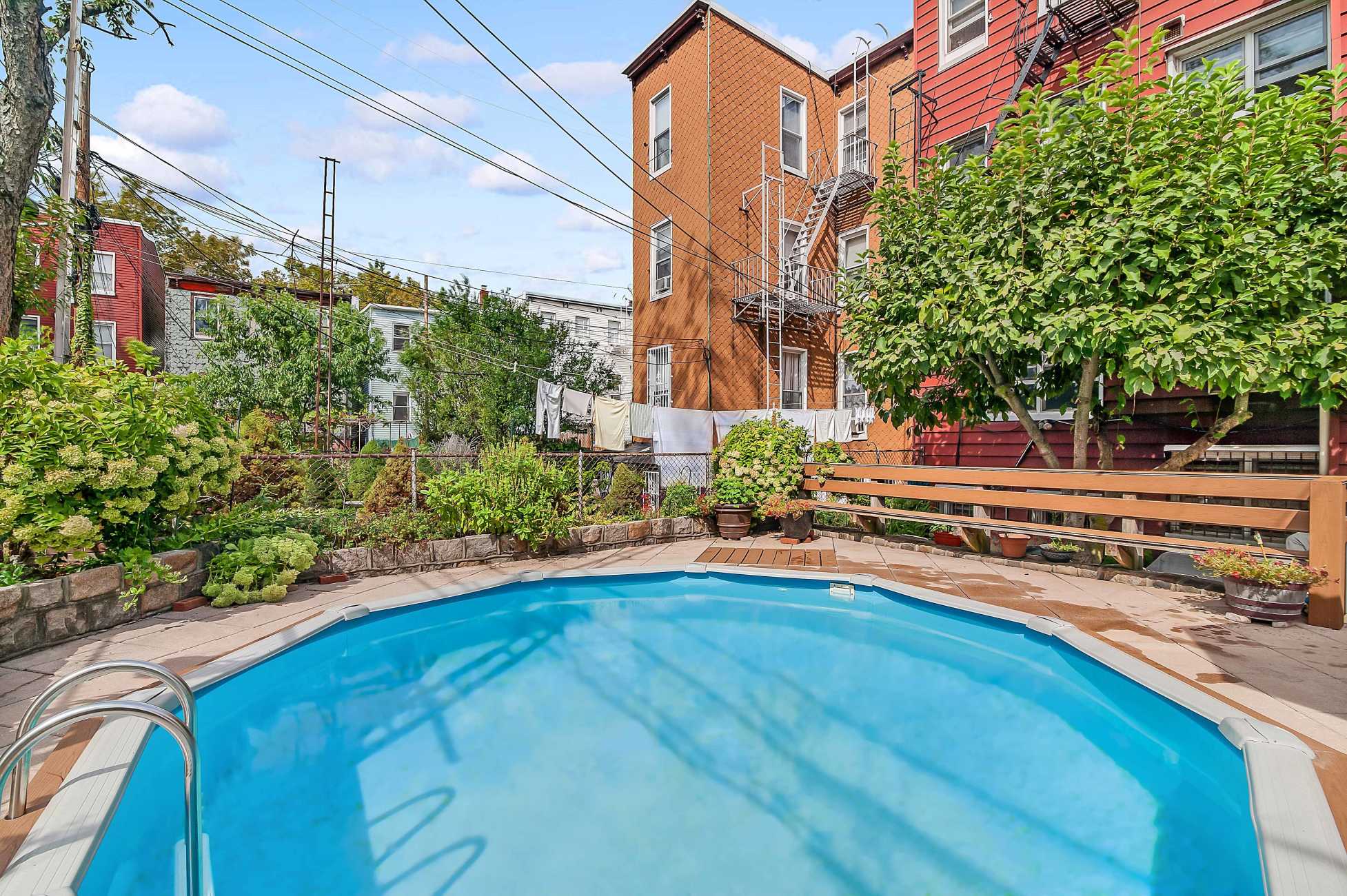 151 McGuinness Boulevard Brooklyn, NY 11222 - Photo 14 of 15