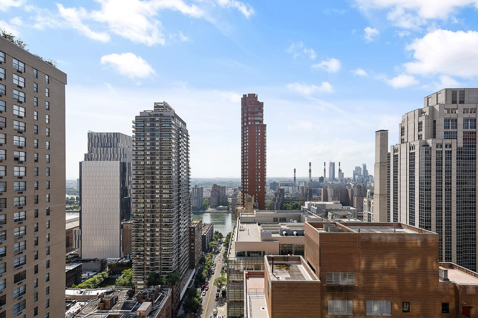 The Oxford 422 E 72nd St, Manhattan, NY 10021 - Photo 11 of 11