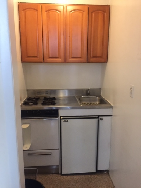 242 West 56th Street, Unit 3B Manhattan, NY 10019 - Photo 5 of 5