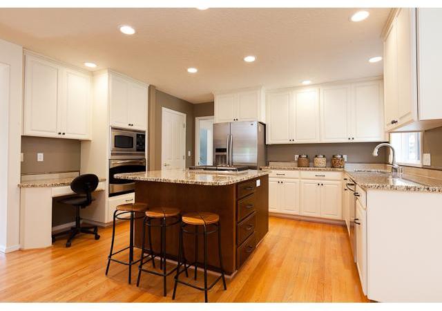 2441 Northwest Mill Pond Road Portland, OR 97229 - Photo 3 of 16 Gallery Image 3