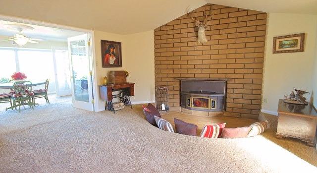 38720 Highway 41 Oakhurst, CA 93644 - Photo 8 of 35