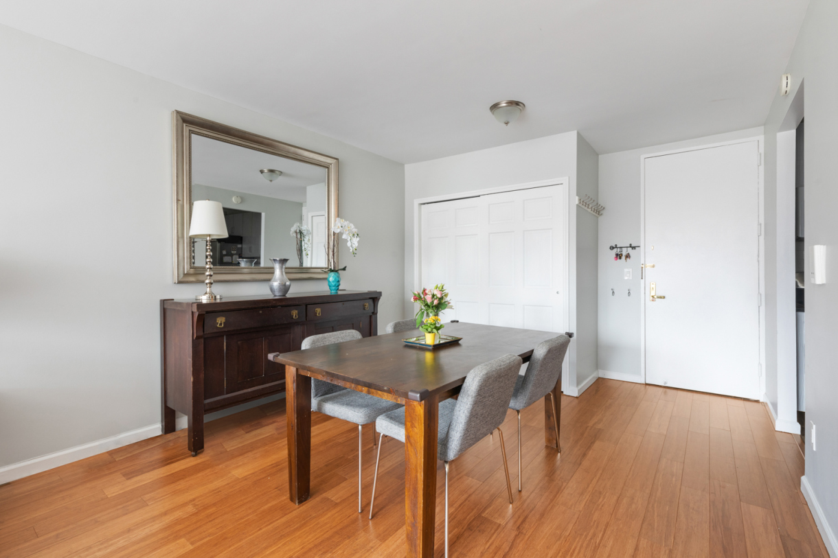 201 West 72nd Street, Unit 12C Manhattan, NY 10023 - Photo 2 of 6