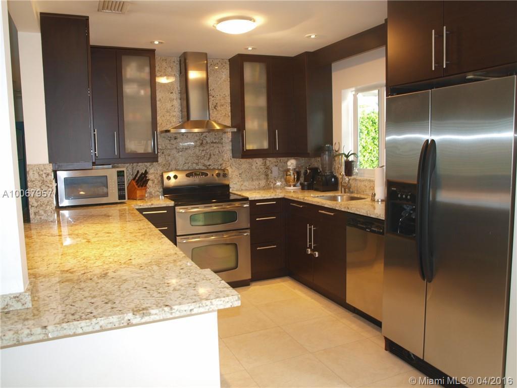 244 Northeast 28th Road Boca Raton, FL 33431 - Photo 11 of 16