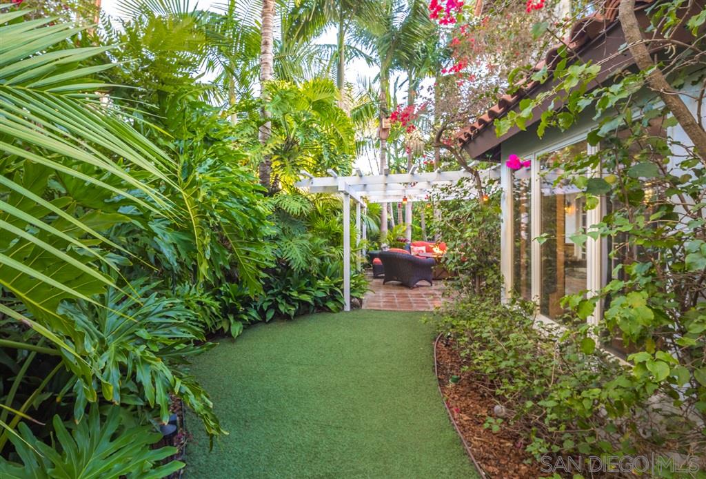 2154 Ranch View Terrace Encinitas, CA 92024 - Photo 7 of 25