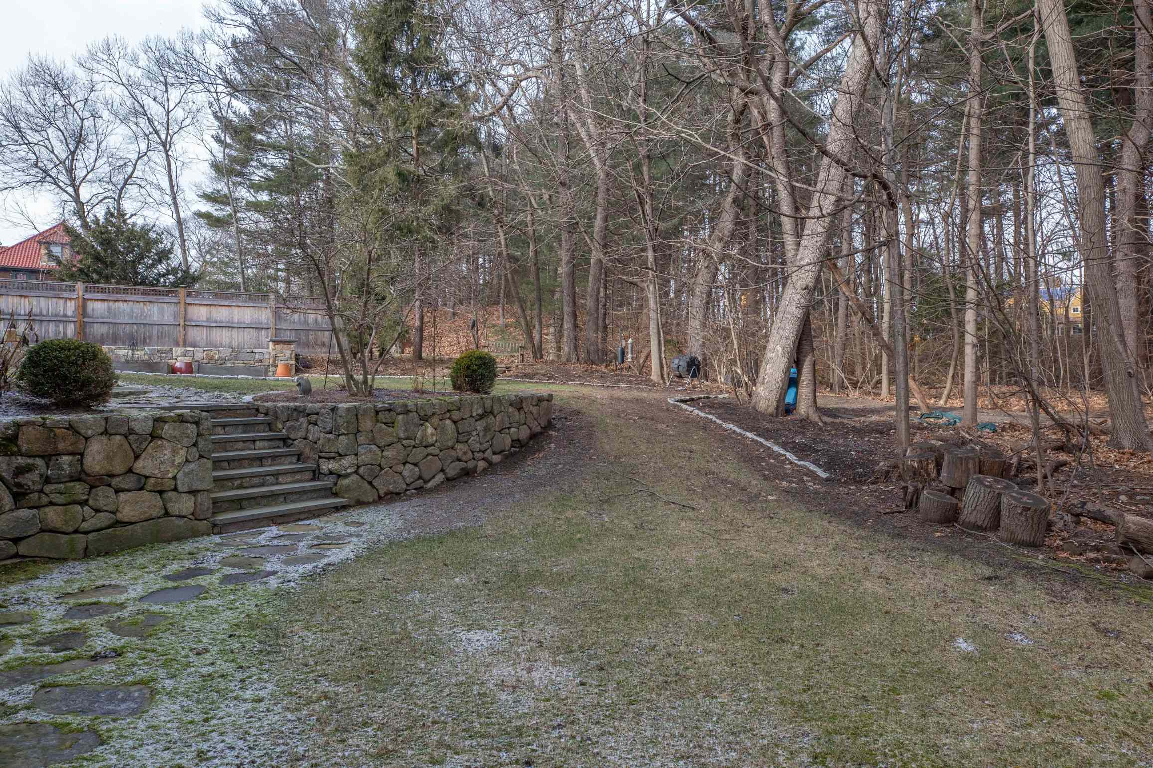 21 Endicott Street Newton, MA 02461 - Photo 5 of 37