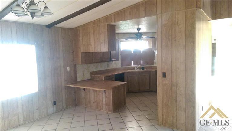 601 Pacheco Road, Unit 1 Bakersfield, CA 93307 - Photo 6 of 19