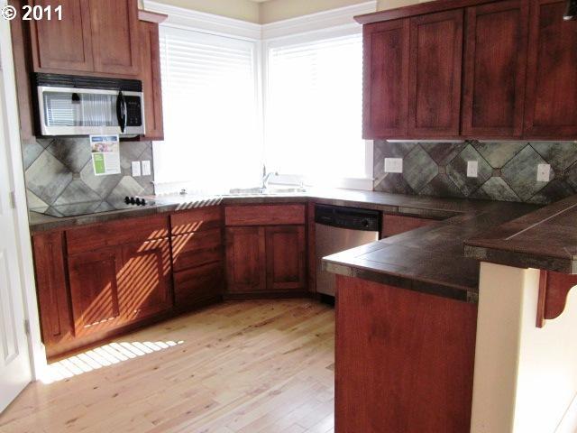 631 Englert Road Woodland, WA 98674 - Photo 4 of 16 Gallery Image 4