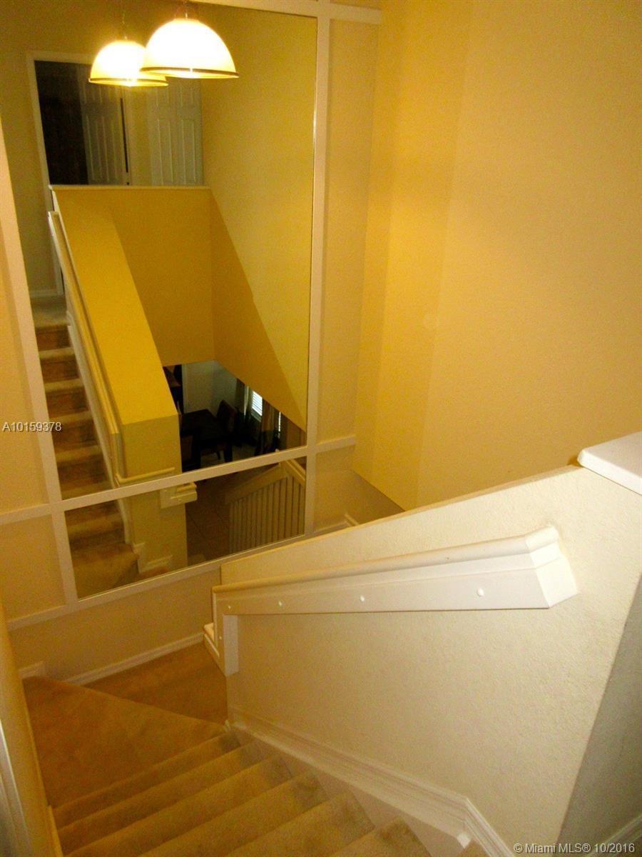 2851 Prospect Road, Unit 402 Fort Lauderdale, FL 33309 - Photo 18 of 34