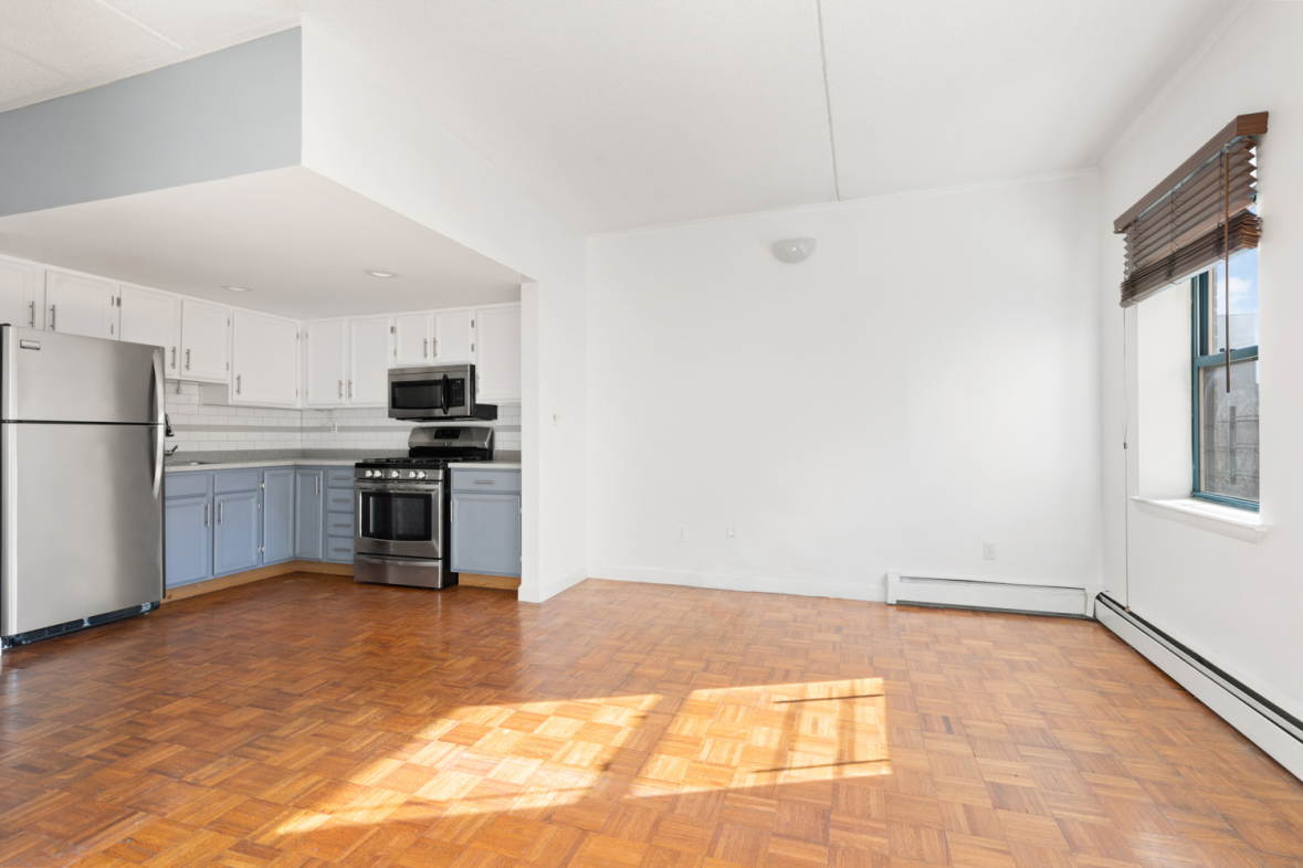 55 East 118th Street, Unit 3 Manhattan, NY 10035 - Photo 2 of 6