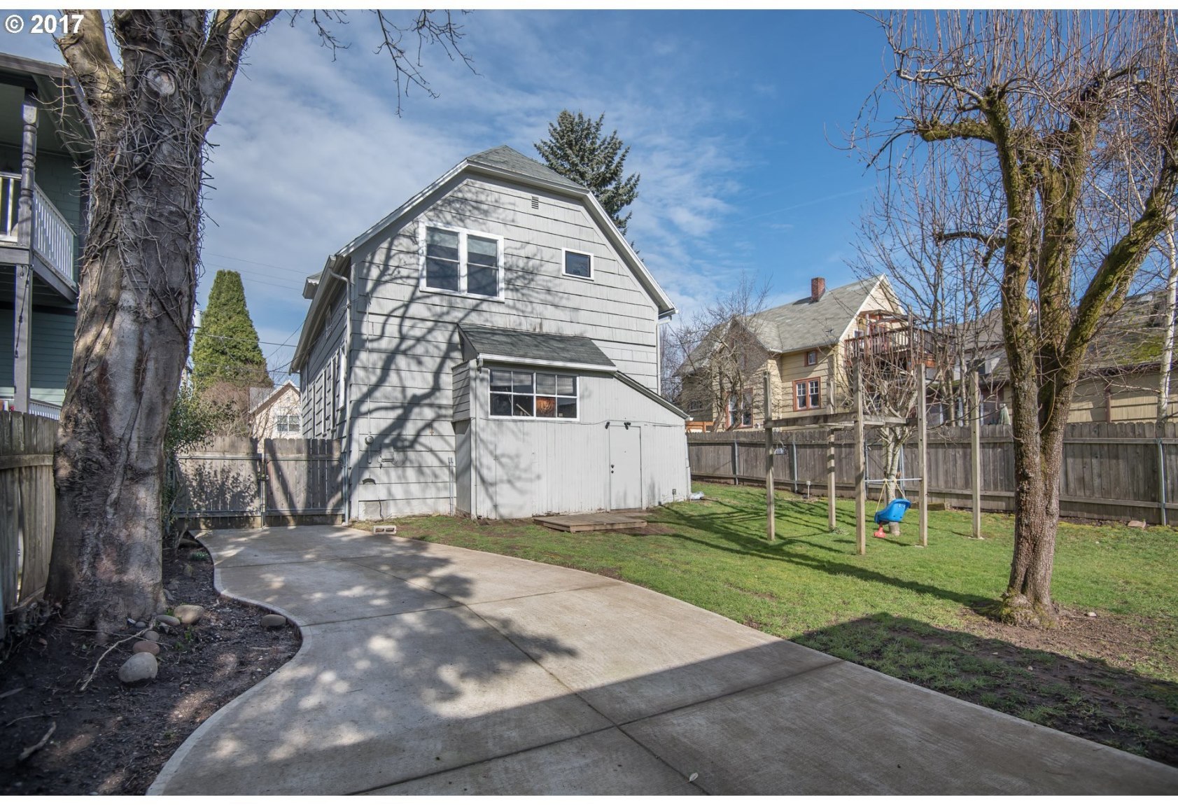 522 Northeast Morris Street Portland, OR 97212 - Photo 5 of 19