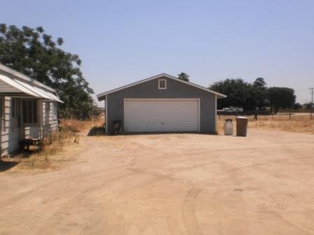 8014 Stine Road Bakersfield, CA 93313 - Photo 2 of 9