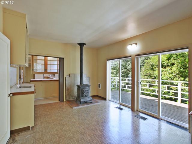 3386 Southwest Fairmount Boulevard Portland, OR 97239 - Photo 11 of 16 Gallery Image 11