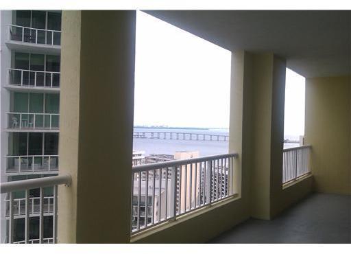 170 Southeast 14th Street, Unit 2202 Miami, FL 33131 - Photo 4 of 8