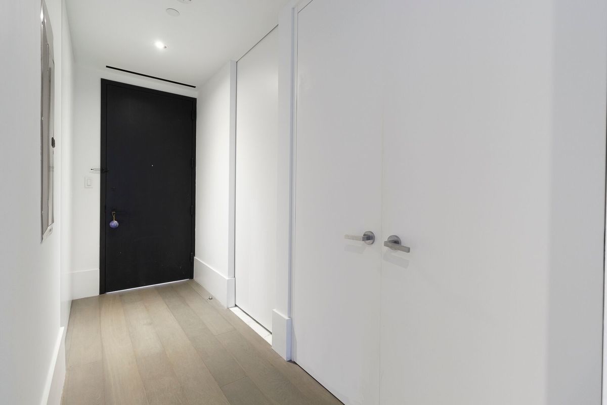 429 Kent Avenue, Unit 330 Brooklyn, NY 11249 - Photo 3 of 8