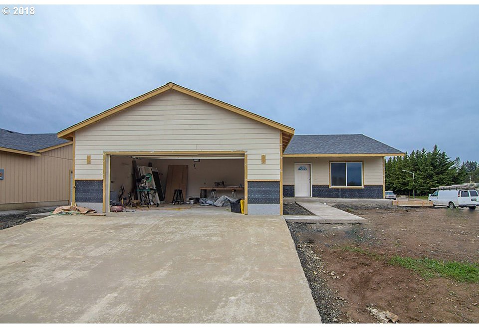 103 Streamside Road, Unit L 24 Winston, OR 97496 - Photo 2 of 9 Gallery Image 2