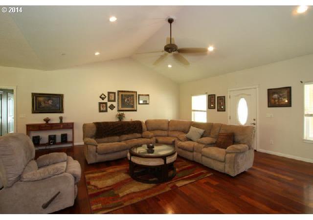 25942 Northwest Pihl Road Banks, OR 97106 - Photo 4 of 16 Gallery Image 4