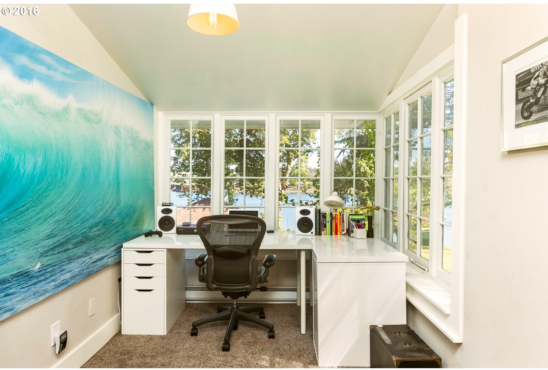 11650 Southwest Riverwood Road Portland, OR 97219 - Photo 11 of 32 Gallery Image 11
