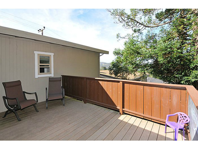 1131 Valencia Way Pacifica, CA 94044 - Photo 9 of 25