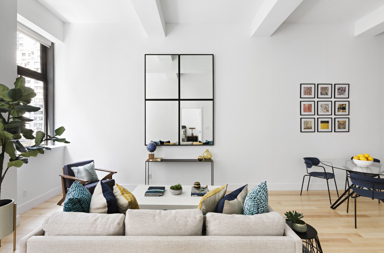 310 East 46th Street, Unit 6R Manhattan, NY 10017 - Photo 2 of 7