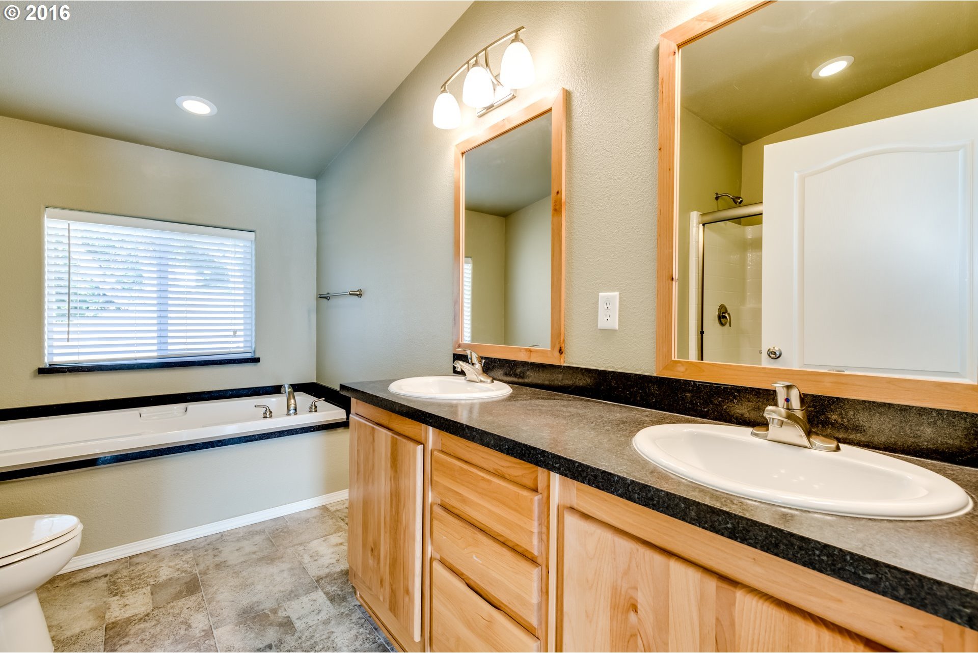 574 Union Gap Loop Oakland, OR 97462 - Photo 29 of 29 Gallery Image 29