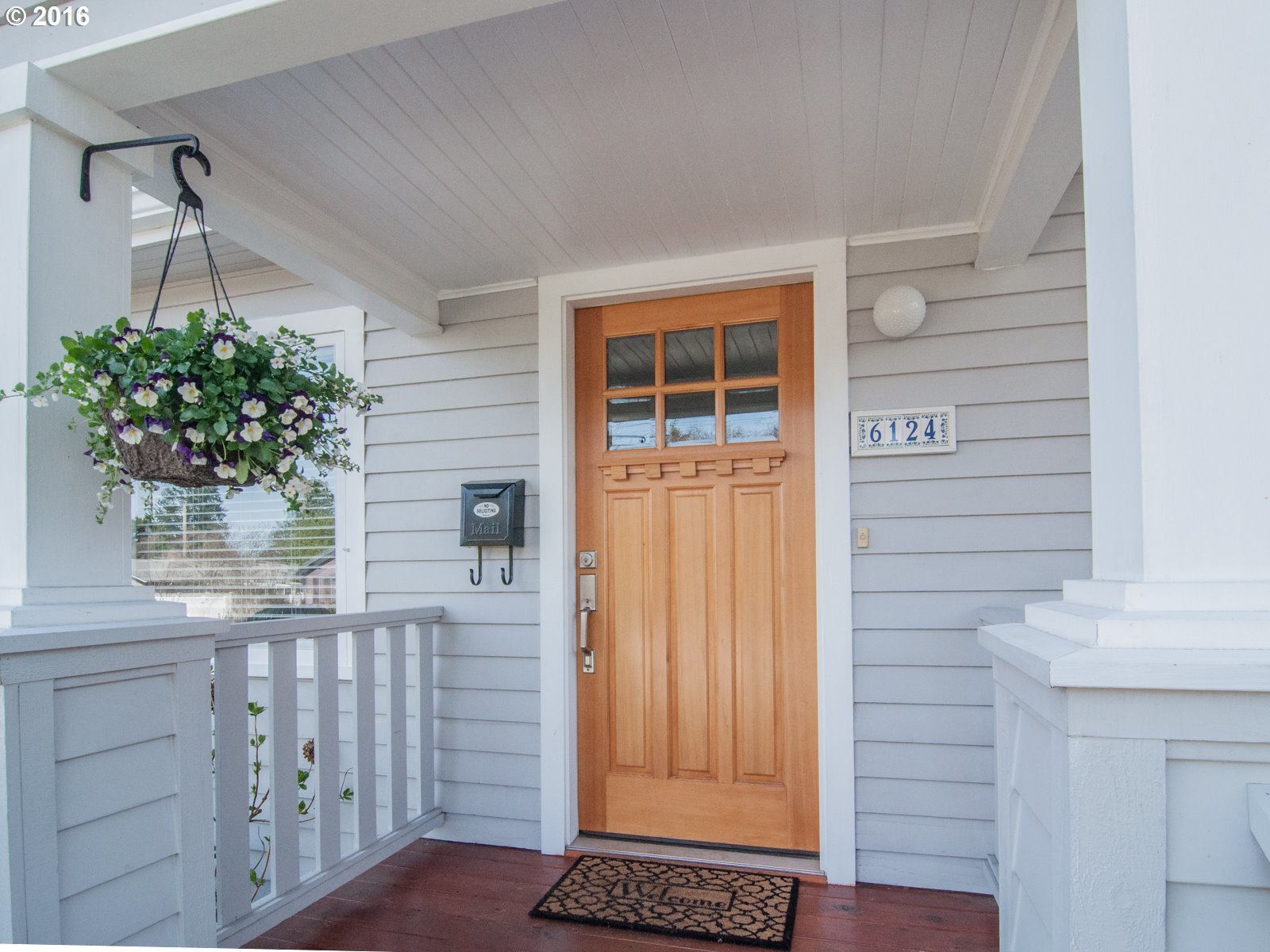 6124 Southeast Reedway Street Portland, OR 97206 - Photo 2 of 16 Gallery Image 2