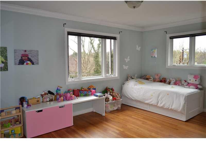 303 Buckingham Road Fox Chapel, PA 15215 - Photo 7 of 10 Gallery Image 7