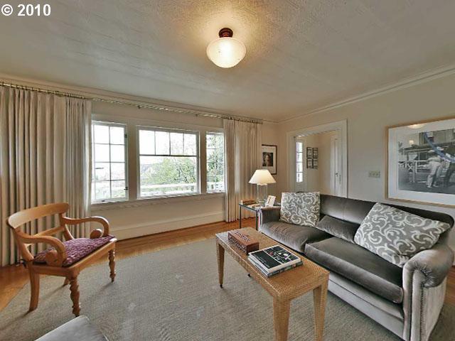 1616 Southwest Laurel Street Portland, OR 97201 - Photo 10 of 16 Gallery Image 10