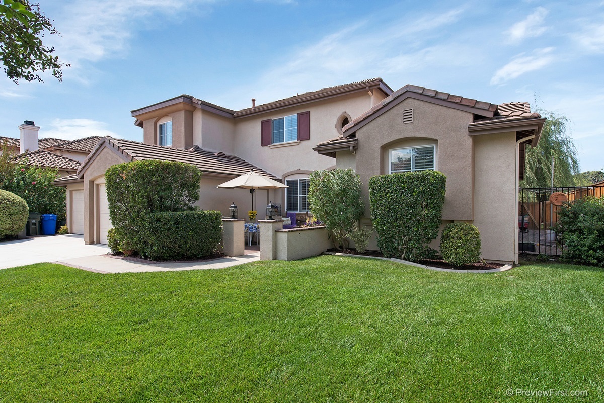 757 Inverlochy Drive Fallbrook, CA 92028 - Photo 1 of 25 Gallery Image 1