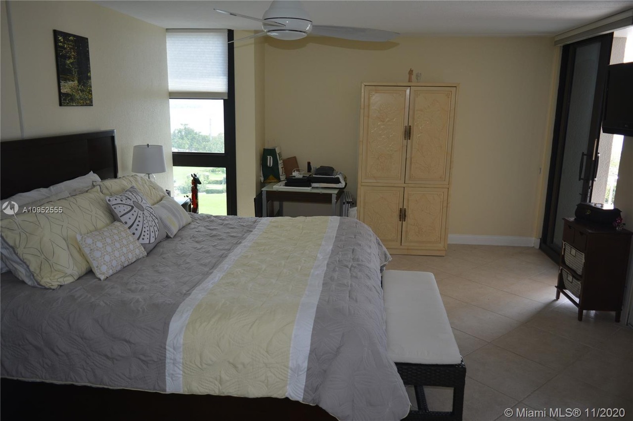 5540 North Ocean Drive, Unit 5D Riviera Beach, FL 33404 - Photo 15 of 23