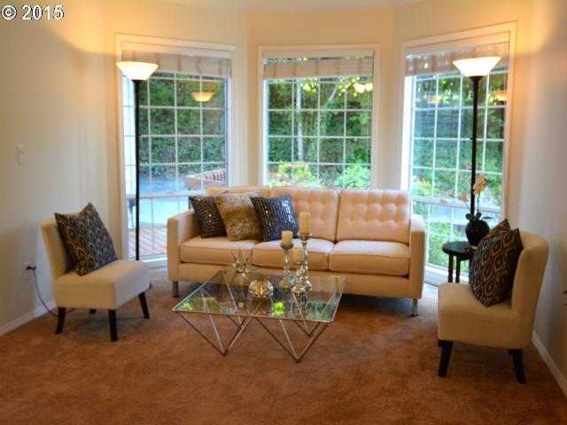 4227 Southwest Comus Street Portland, OR 97219 - Photo 14 of 15 Gallery Image 14