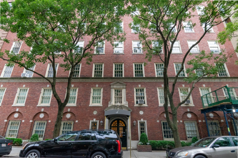 4 E 88th St, Manhattan, NY 10128 - Photo 2 of 3