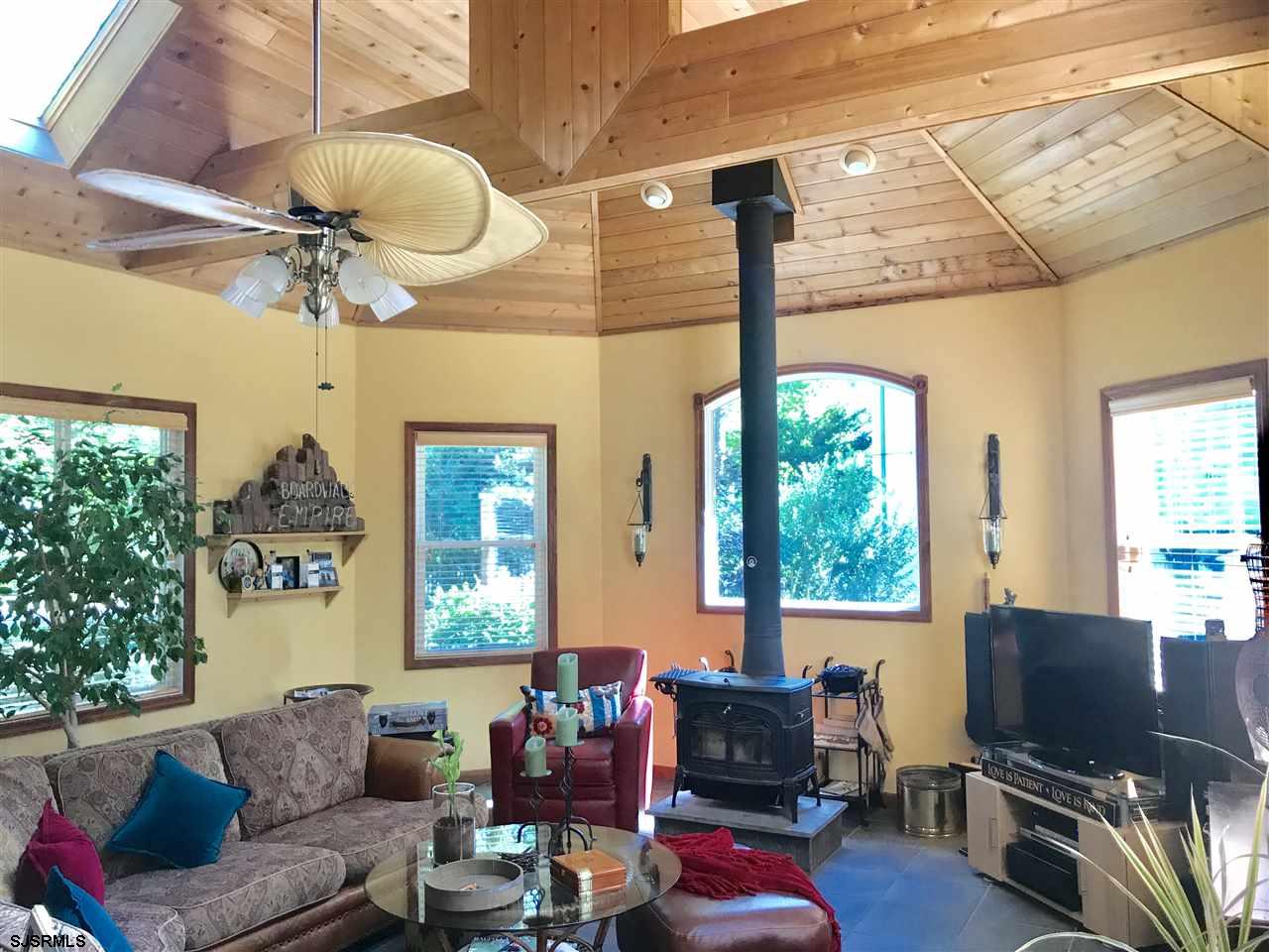 717 Shore Road Linwood, NJ 08221 - Photo 3 of 18 Gallery Image 3