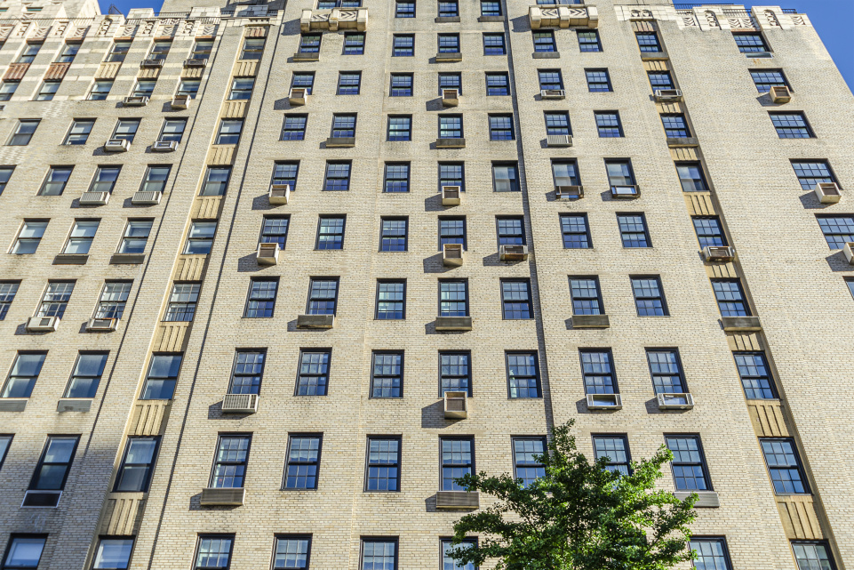 The Carlyle 35 E 76th St, Manhattan, NY 10021 - Photo 2 of 4