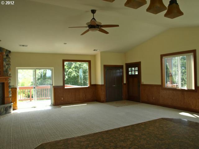 94370 Coldiron Hill Road Gold Beach, OR 97444 - Photo 13 of 16 Gallery Image 13