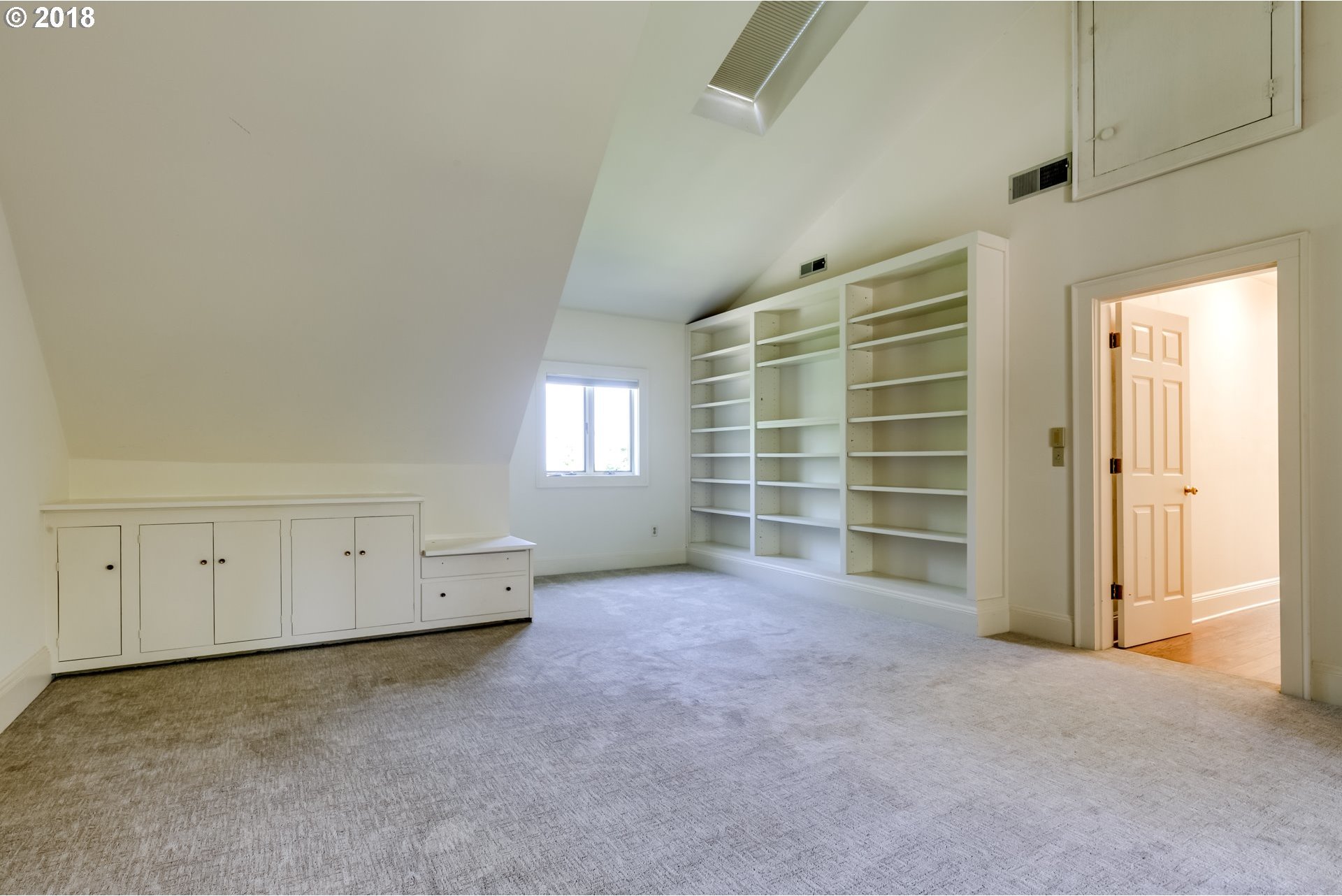 85280 Ridge Top Drive Eugene, OR 97405 - Photo 16 of 32