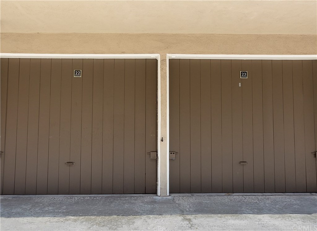 333 Junipero Avenue, Unit 1K Long Beach, CA 90814 - Photo 3 of 13 Two deeded garages with easy access.