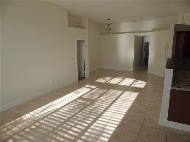 Silver Lakes Pembroke Pines, FL 33029 - Photo 6 of 25