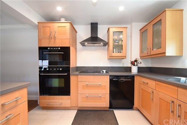 $510,000 | 2302 2nd Street, Unit 2D, Long Beach, CA 90803