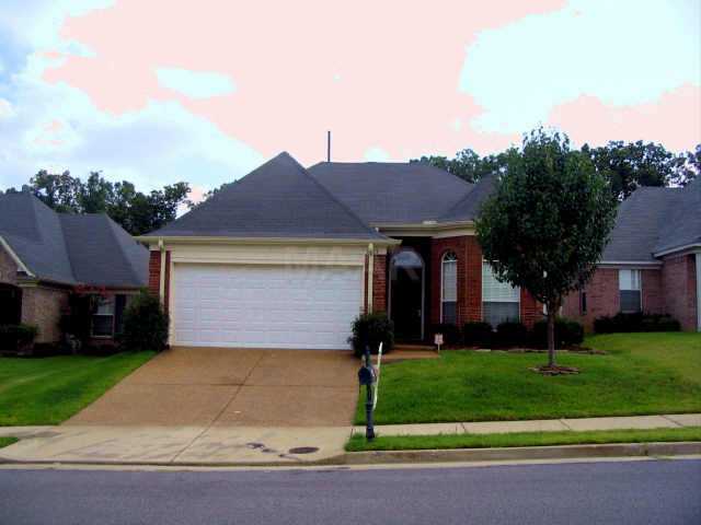 9763 Riggin Drive Memphis, TN 38002 - Photo 1 of 6 Front of Home