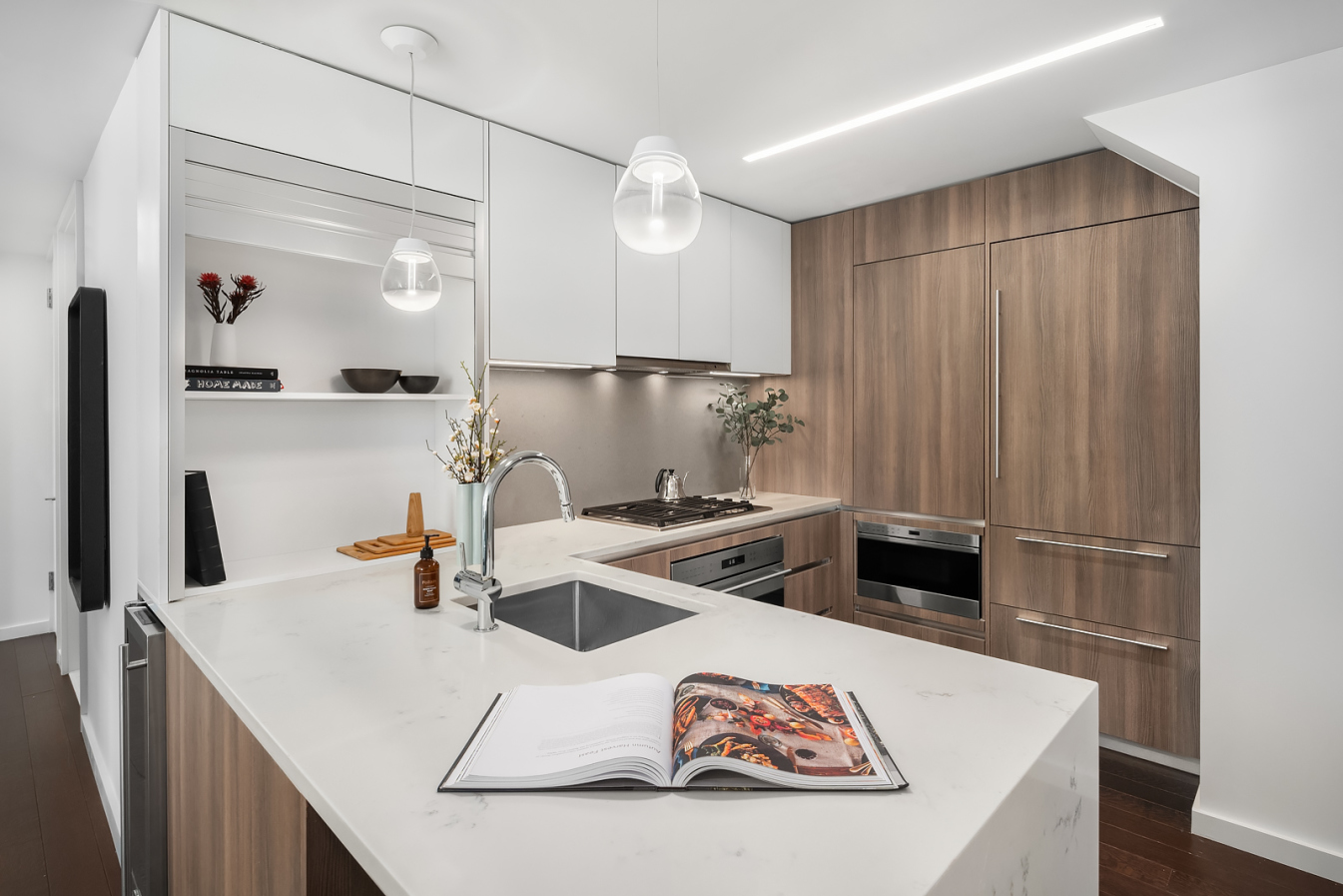 591 3rd Avenue, Unit 17B Manhattan, NY 10016 - Photo 2 of 8